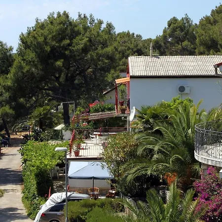 Apartments By The Sea Mali Losinj *