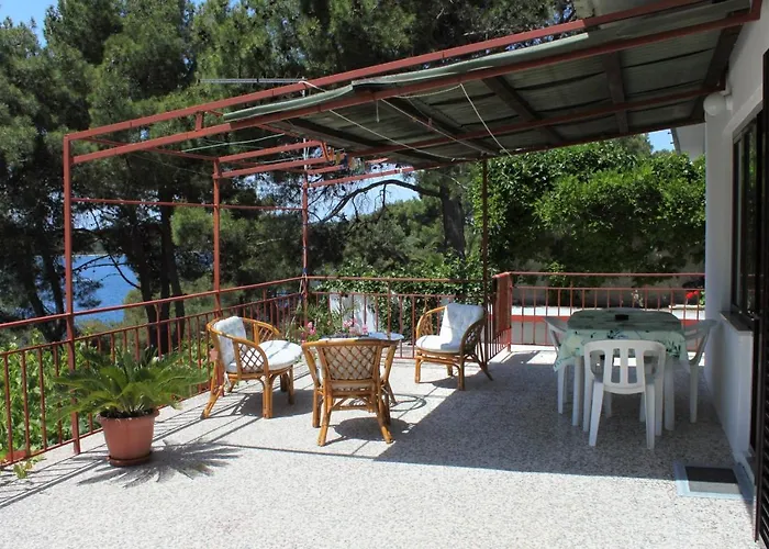 Apartament By The Sea